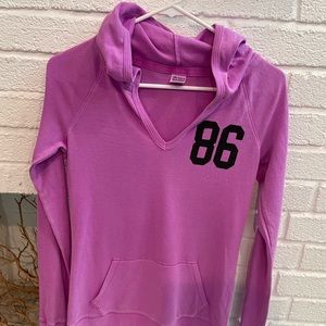Pink sleep shirt size small.